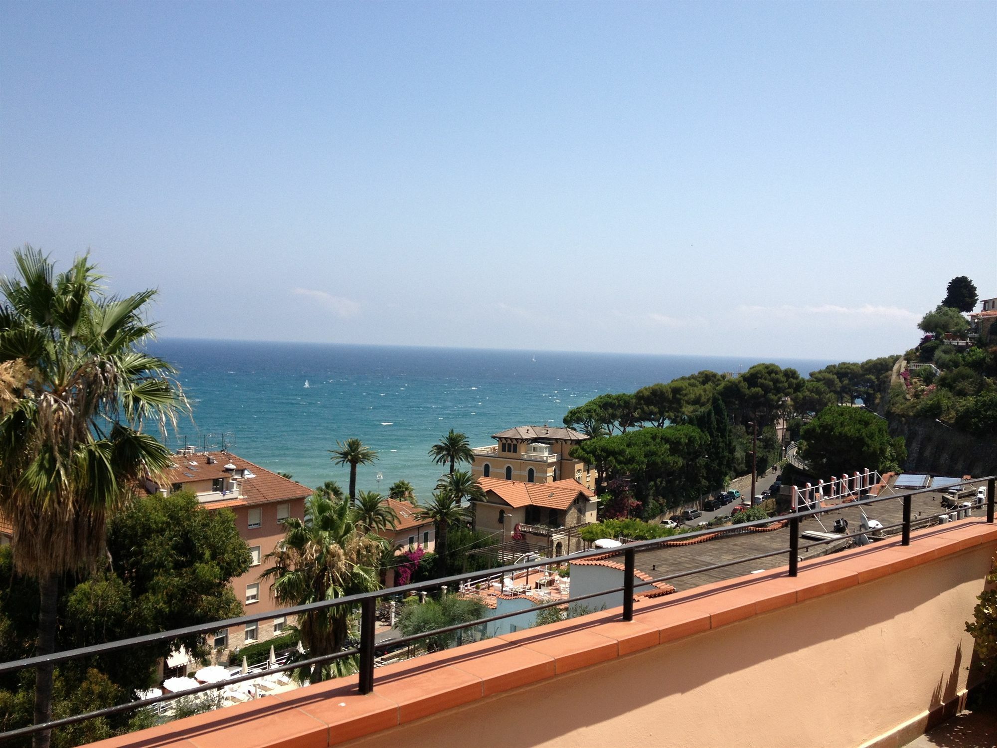 Hotel Nettuno دْيانو مارينا المظهر الخارجي الصورة