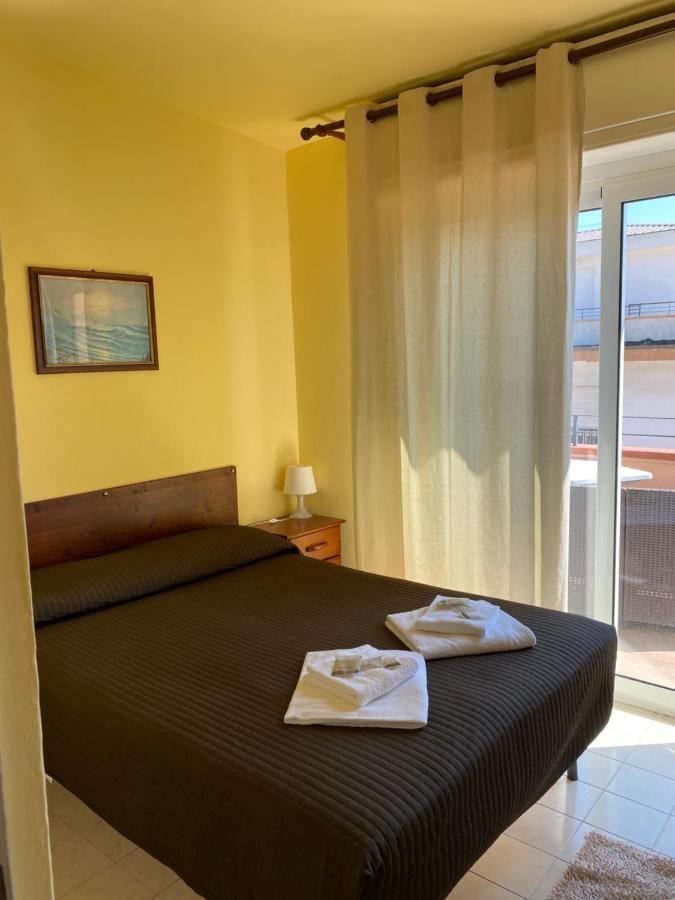 Hotel Nettuno دْيانو مارينا المظهر الخارجي الصورة