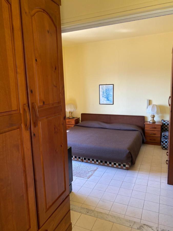 Hotel Nettuno دْيانو مارينا المظهر الخارجي الصورة