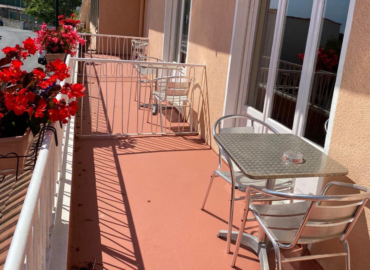 Hotel Nettuno دْيانو مارينا المظهر الخارجي الصورة